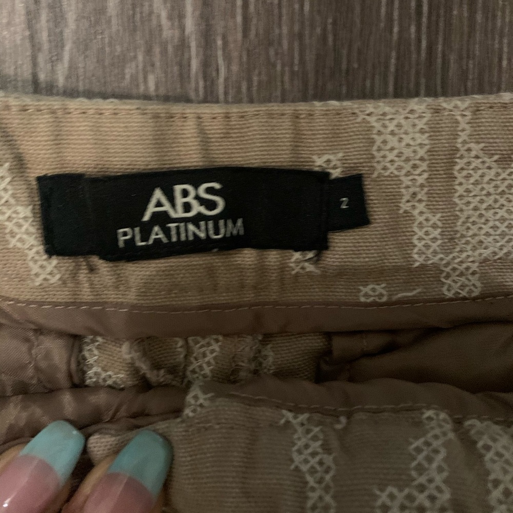 Shorts - Picture 2 of 2